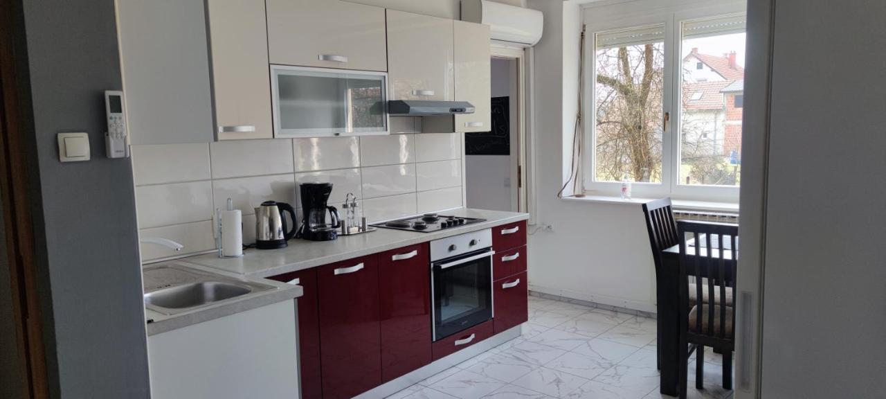 Apartman M&M'S Leilighet Karlovac Eksteriør bilde